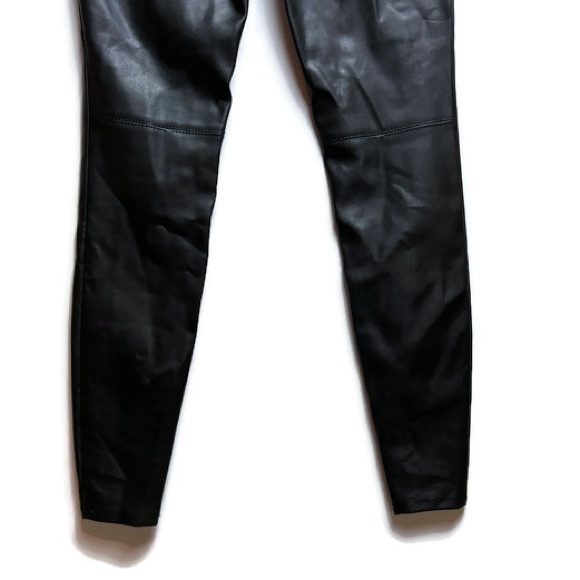 Free People Faux Leather Black Button/Zip Legging Size 25 - Picture 8 of 13